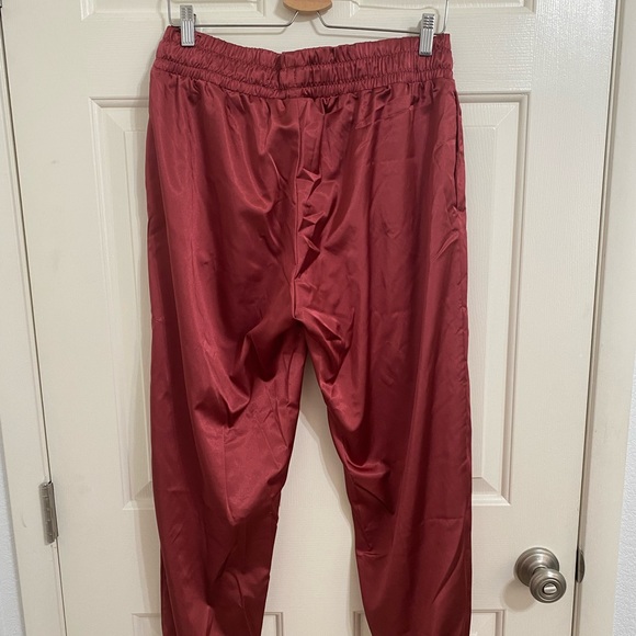 Nike jogger - Picture 2 of 3